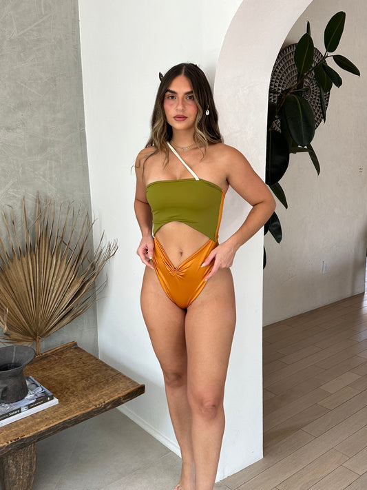 KAI ONE PIECE SWIMSUIT